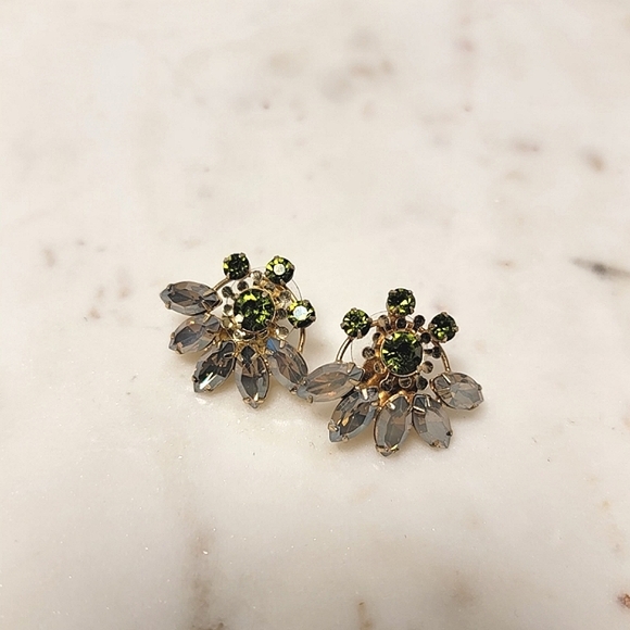 Banana Republic Earrings - Picture 1 of 3